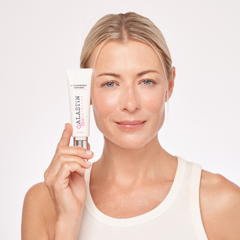 alastin-ultra-nourishing-moisturizer-1oz-application.jpg