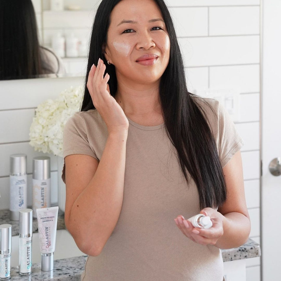 alastin-ultra-nourishing-moisturizer-application.jpg