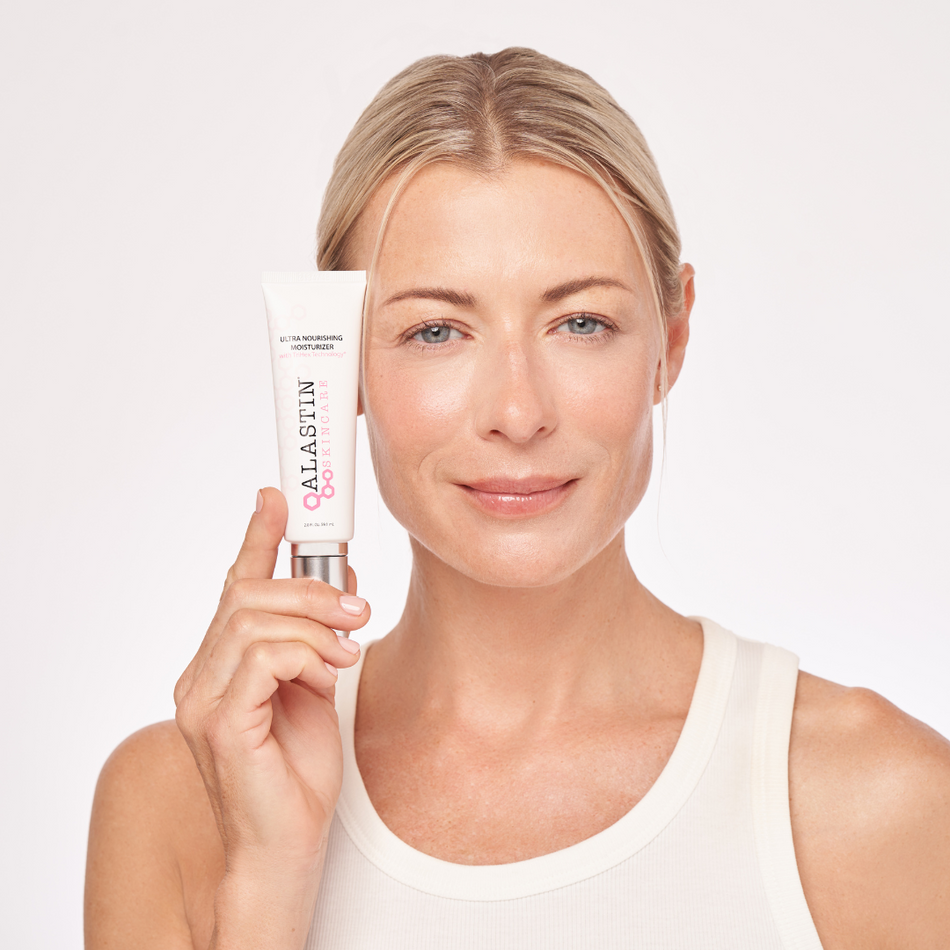 alastin-ultra-nourishing-moisturizer-1oz-application.jpg