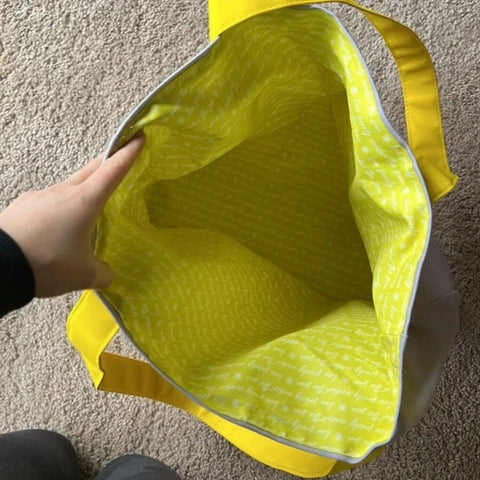 EltaMD Skincare Every Body Everyday SPF Beach Bag 20Lx16Hx5W